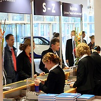 CCL: Foyer -1, Registrier-Counter